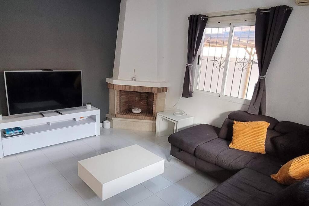 2 Bedroom House In Cabo Roig Orihuela Exterior photo