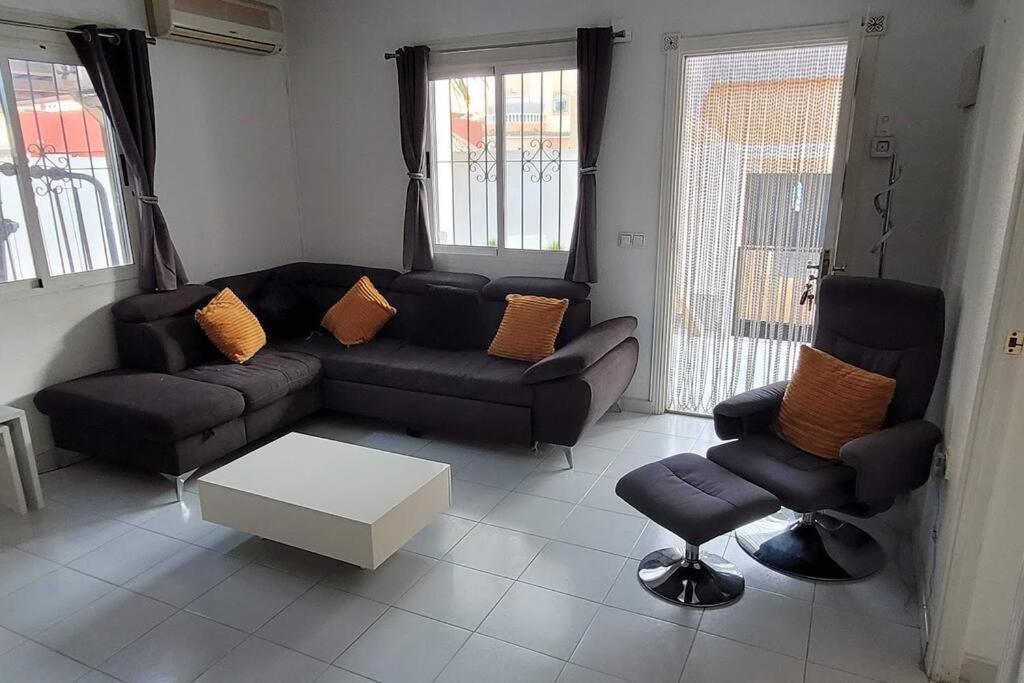 2 Bedroom House In Cabo Roig Orihuela Exterior photo